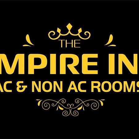 The Empire Inn ラトゥナプラ エクステリア 写真
